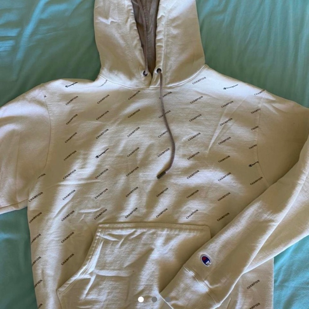 CREAM CHAMPION HOODIE